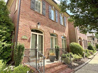 312 Sterling Oaks Ln