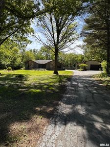 5915 Long Creek Dr