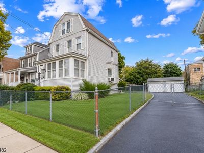 120 Linden Ave
