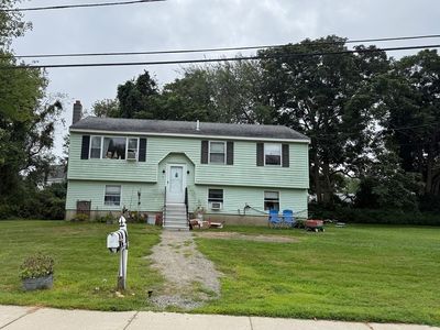 1 Howard George Ct
