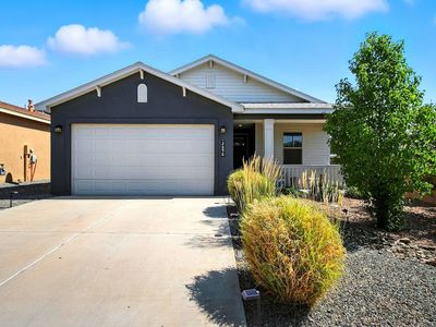 2696 Camino Plata Loop NE