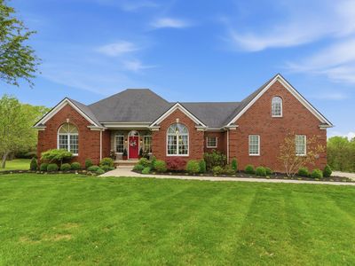 915 Country Oaks Dr