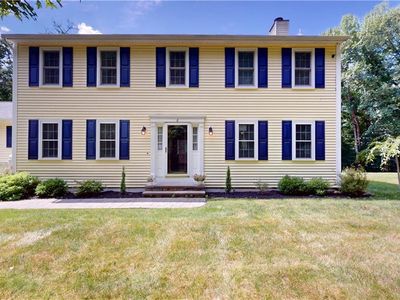 6 Forest Hill Dr
