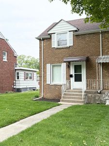 229 Broadmoor Ave