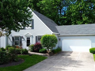 93 Dover Place Ln