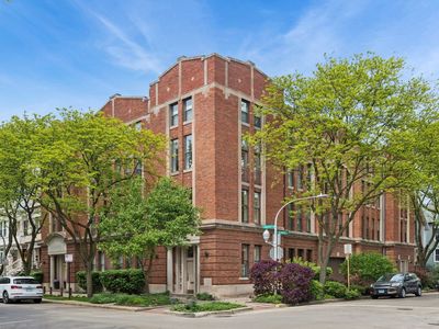 3100 N Kenmore Ave #3J