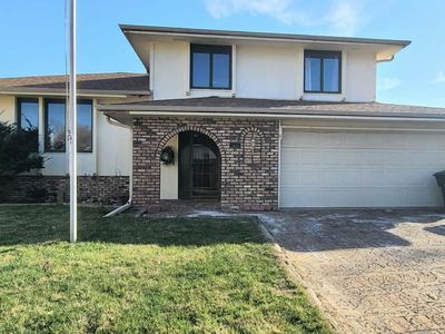 5614 N 116th Avenue Cir