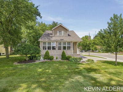 136 S Fairview Rd