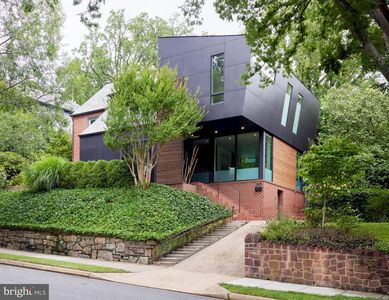 3605 Albemarle St NW