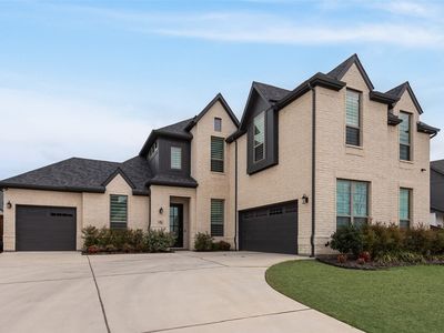 7108 Woodside Dr