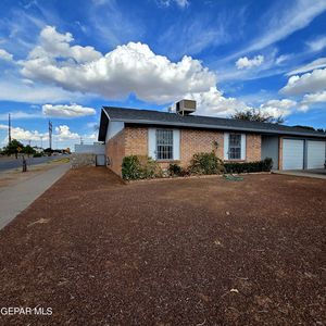 3012 Sea Breeze Dr
