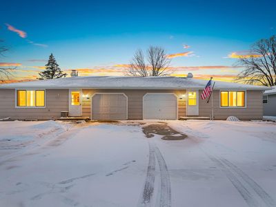 Property at 1237 Primrose Ln, Neenah, WI