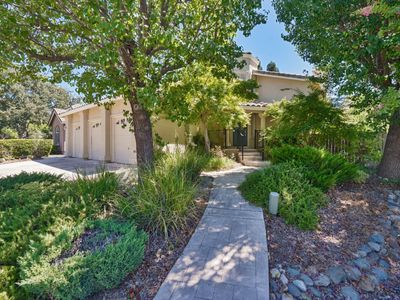 6901 Fallsbrook Ct