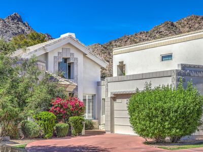 3030 E SIERRA VISTA Drive