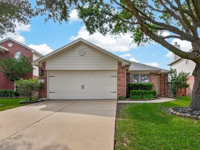 1823 Strongs Ct