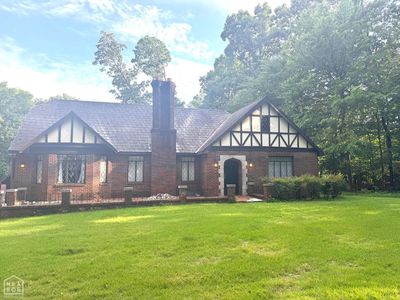 1315 E Nettleton Ave