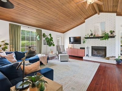7504 Rolling River Pkwy