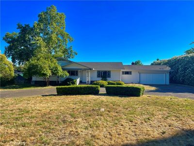 3285 Rodeo Ave