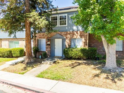 3985 Oak Villa Cir