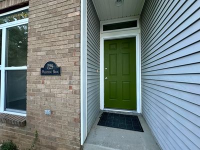 729 Whispering Brook Trce