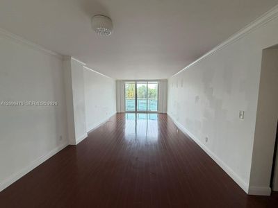 19380 Collins Ave APT 218