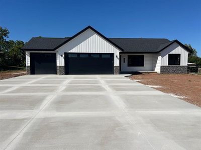 305 GREENBRIER DRIVE