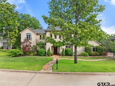 2907 Stewart Way