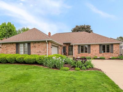465 Lacy Dr
