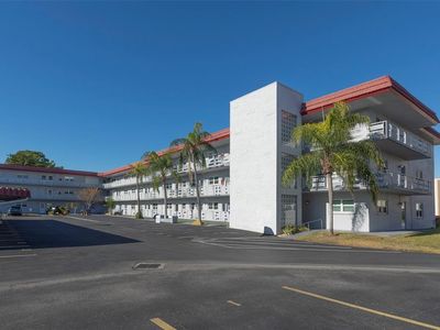 5660 80th St N Unit A202