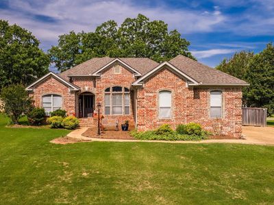 355 Wedgewood Point