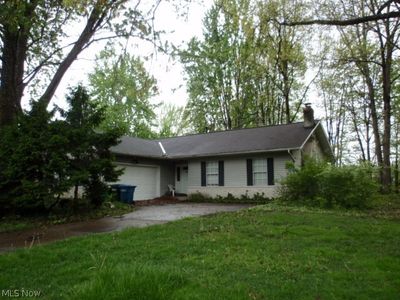 8454 Glenbrook Dr