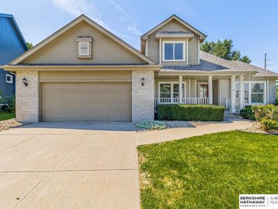 2313 Mayflower Rd