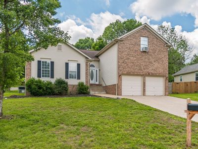 908 Celeste Ct