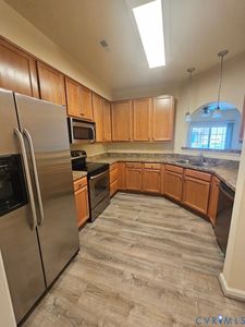 1403 Rustads Cir