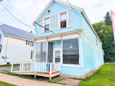 506 E Portage Ave