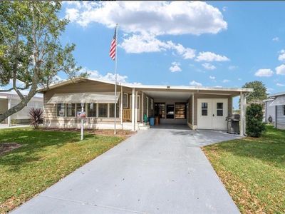 717 Tangerine Dr