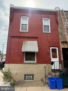1300 N Farson St