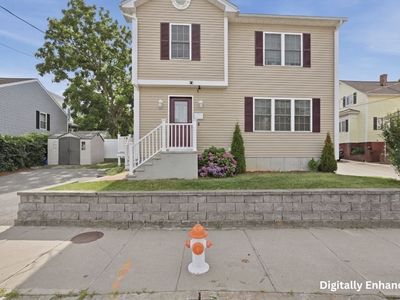 414 Bay St