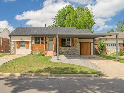 721 SW 49th St