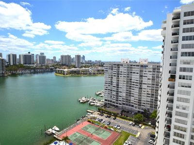 2780 NE 183rd St #Penthouse 04
