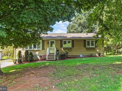 8221 Church Rd