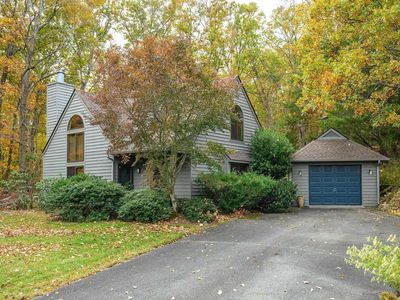 1688 Stoney Creek Dr