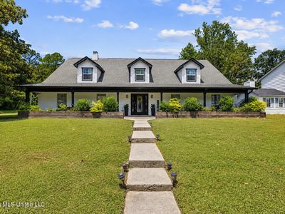 451 Cove Dr