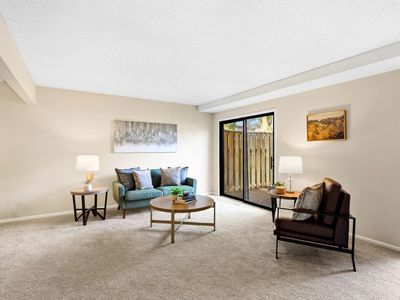 1207 Trailwood S