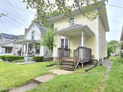 223 Ferguson St