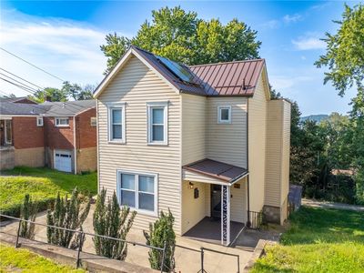 18 Charlton St