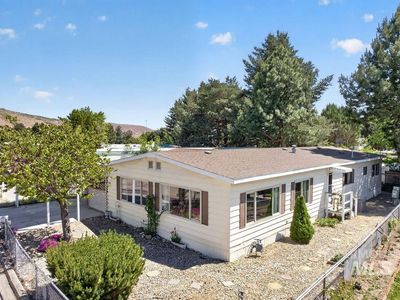 3554 S Kingsland Way