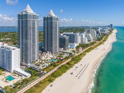 4779 Collins Ave APT 1805