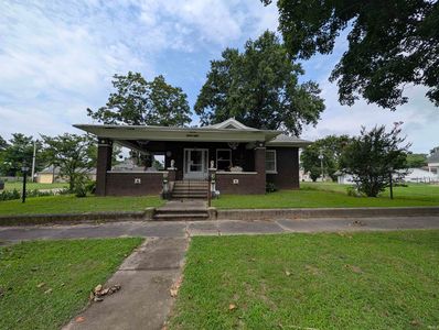 703 College Ave