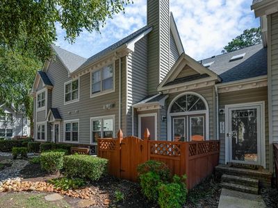 700 Nottoway River Ct APT D